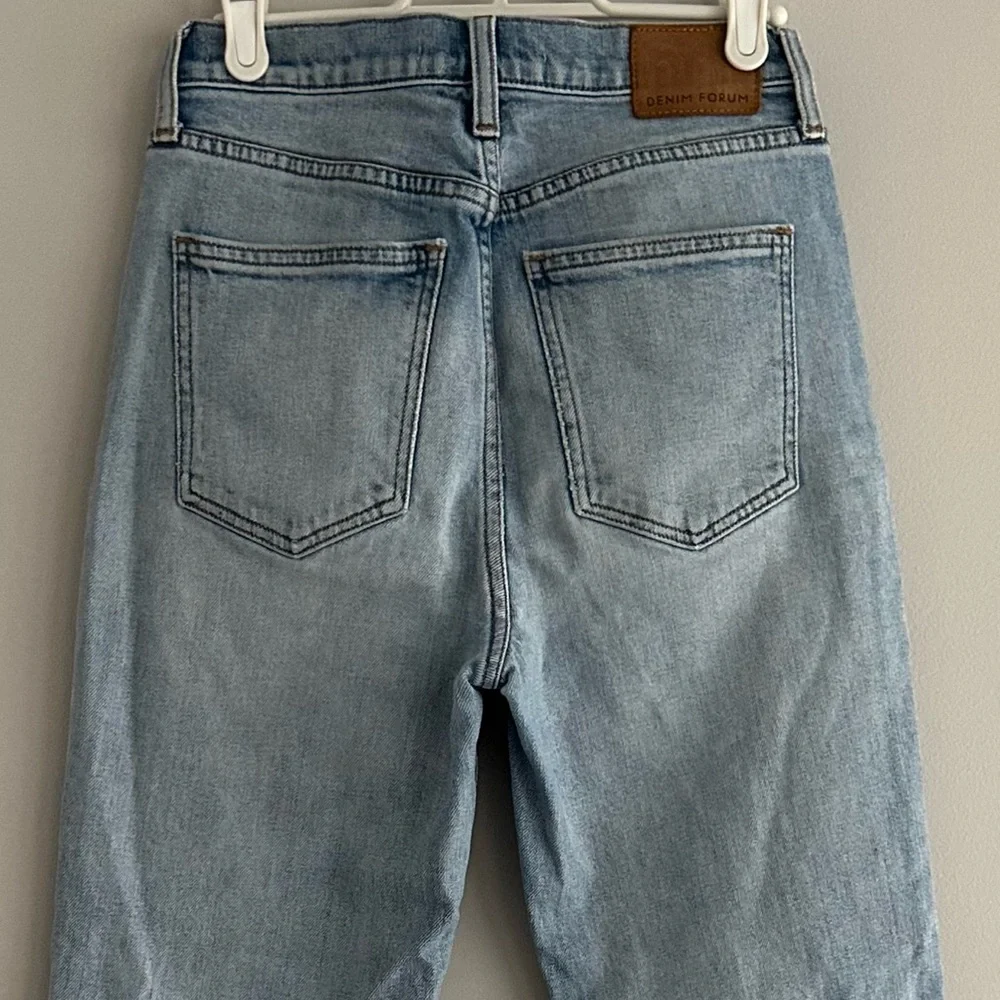 Denim Forum Arlo High Rise Straight Jeans with Raw Hem Size 26 - Picture 5 of 16
